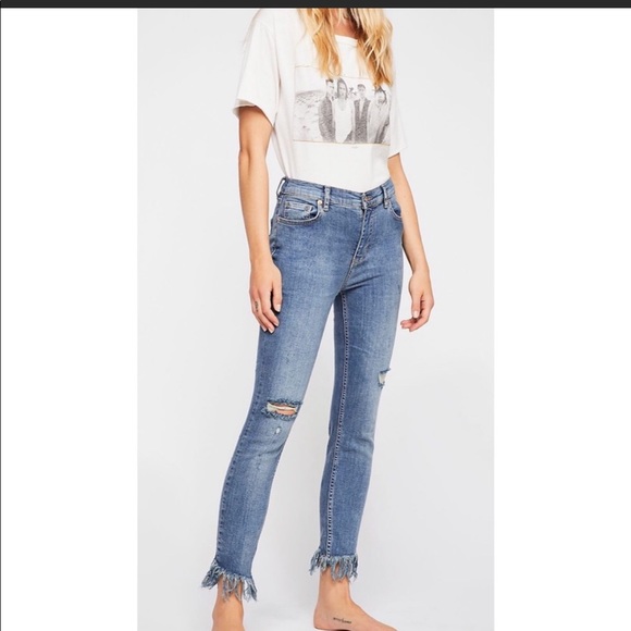 Free People Great Heights Frayed Skinny Jeans - Picture 2 of 8
